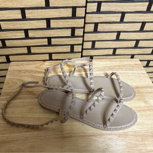 Olivia Miller Tan Studded Sandals‎ Size 10